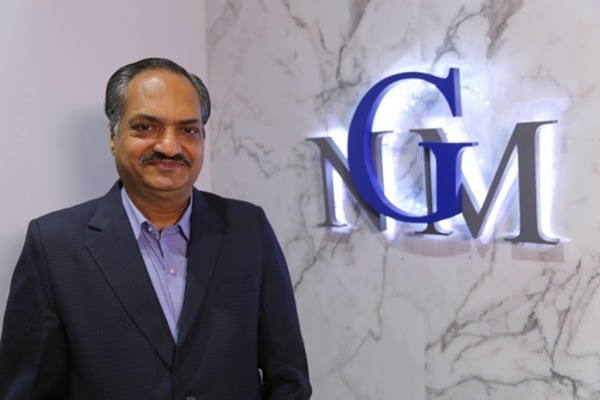 Suresh Agarwal Managing Director