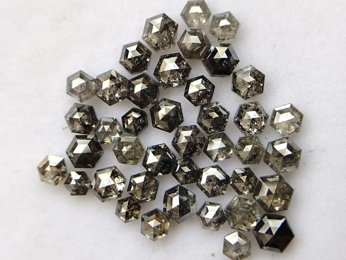 Free size hexagon shaped salt and pepper diamonds. Courtesy: NGM